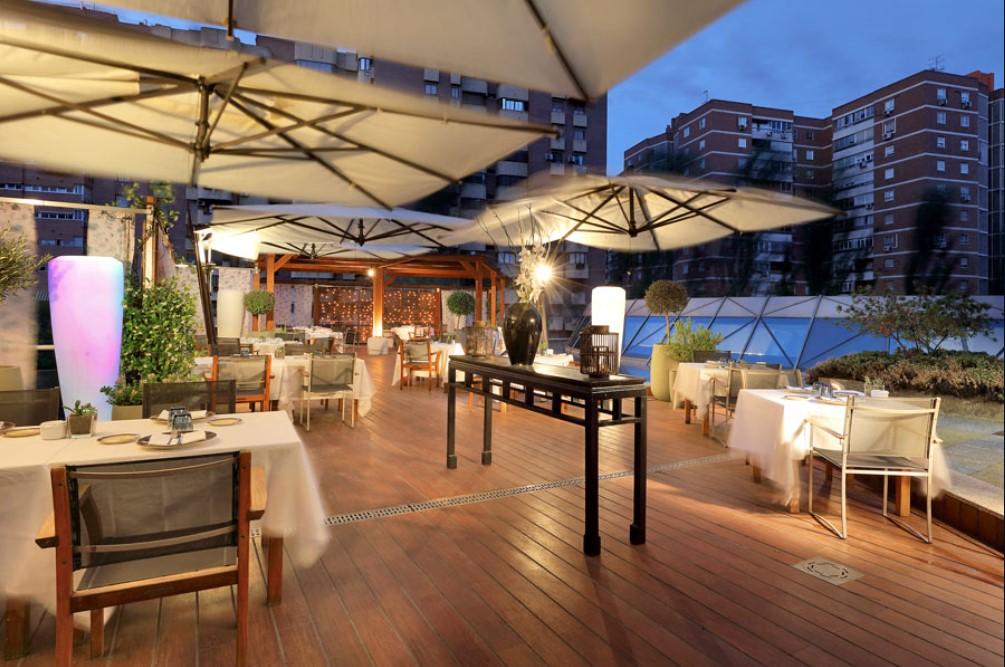 Eurostars Suites Mirasierra Мадрид Екстер'єр фото The restaurant