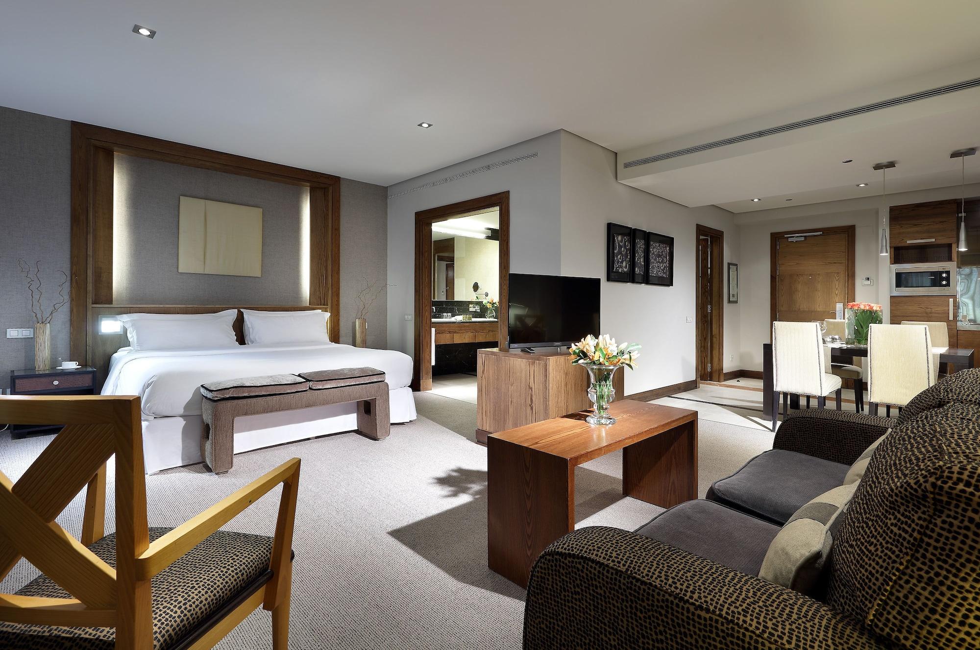 Eurostars Suites Mirasierra Мадрид Екстер'єр фото A suite at the Conrad London St. George's Wharf