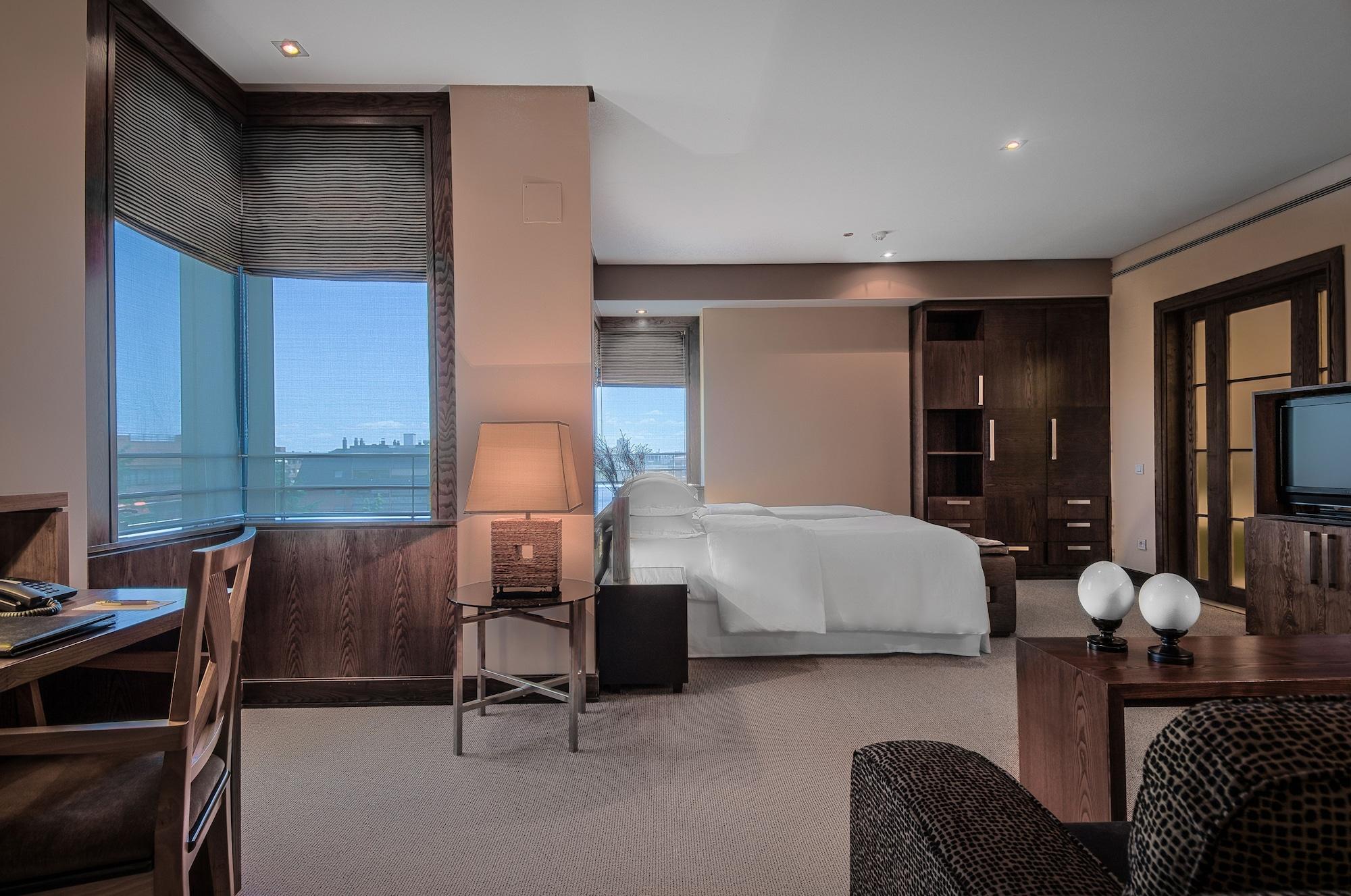 Eurostars Suites Mirasierra Мадрид Екстер'єр фото