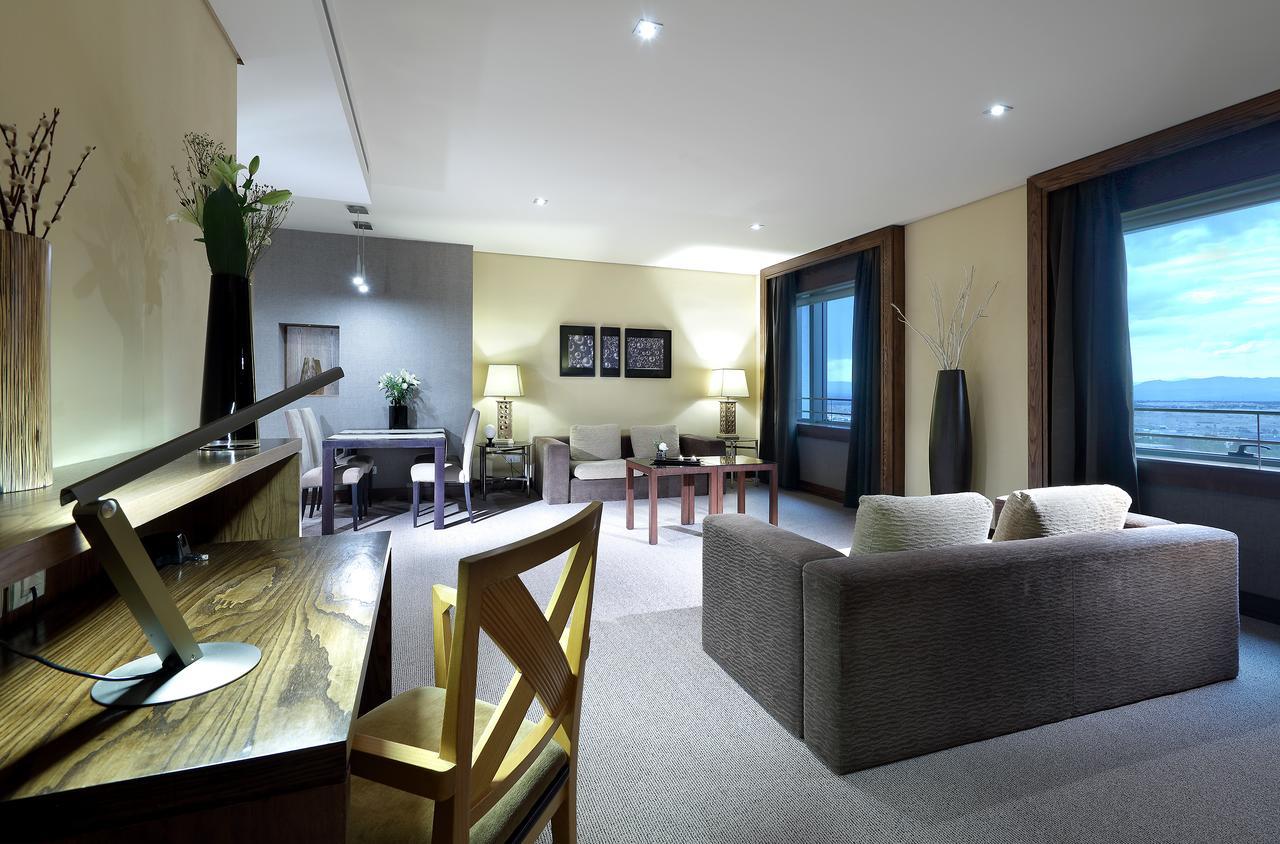 Eurostars Suites Mirasierra Мадрид Екстер'єр фото